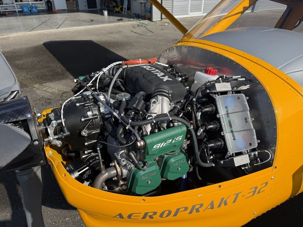 Aeroprakt A-32, fotografía 9 de 10