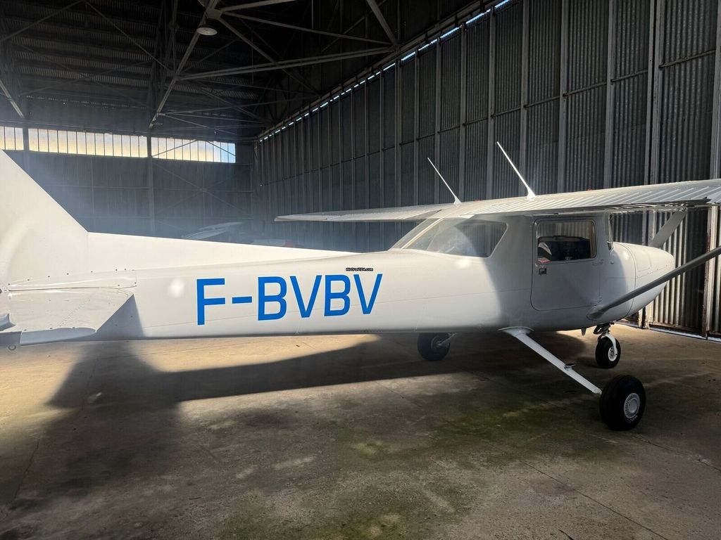 Cessna 150 L, fotografía 3 de 7