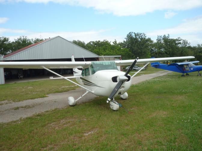 Cessna 172, fotografía 2 de 3