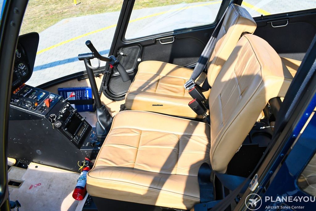 Robinson R44, fotografía 13 de 20
