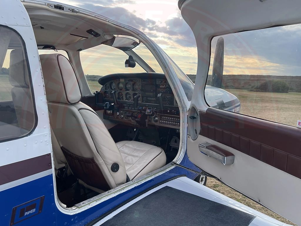 Piper PA-28 Turbo, fotografía 3 de 10