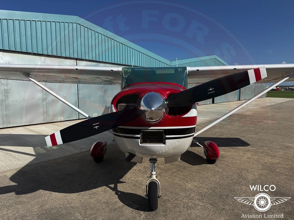 Cessna 182, fotografía 2 de 21