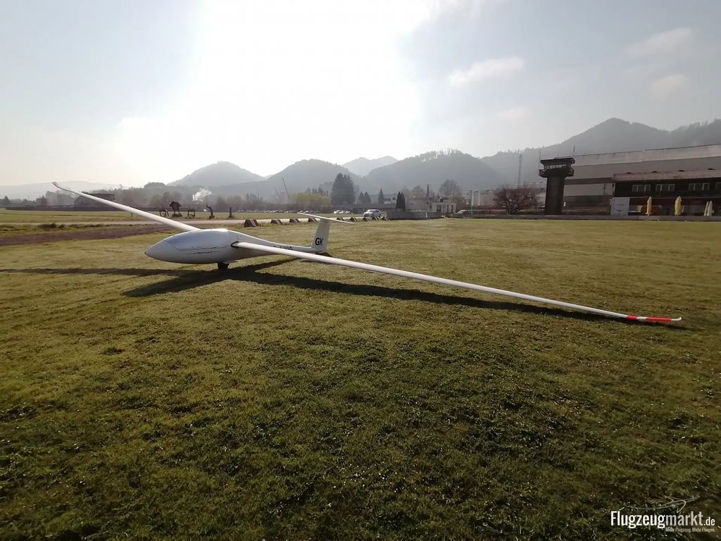 Schempp-Hirth Ventus 18m/15m, fotografía 9 de 10
