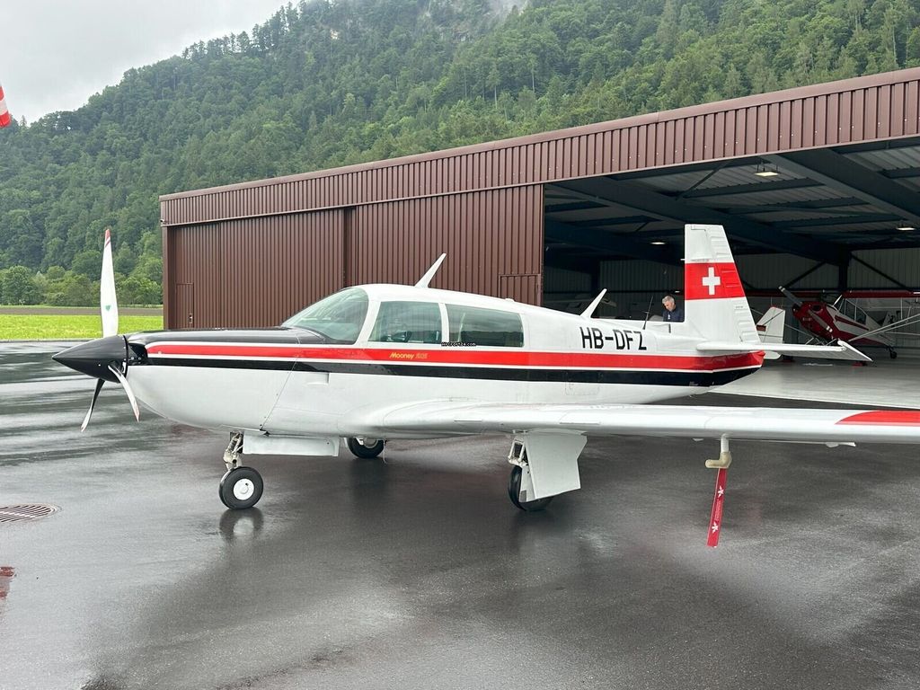 Mooney M20, fotografía 2 de 6