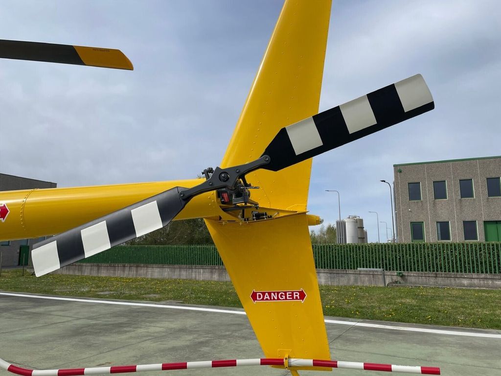 Robinson R44, fotografía 5 de 10