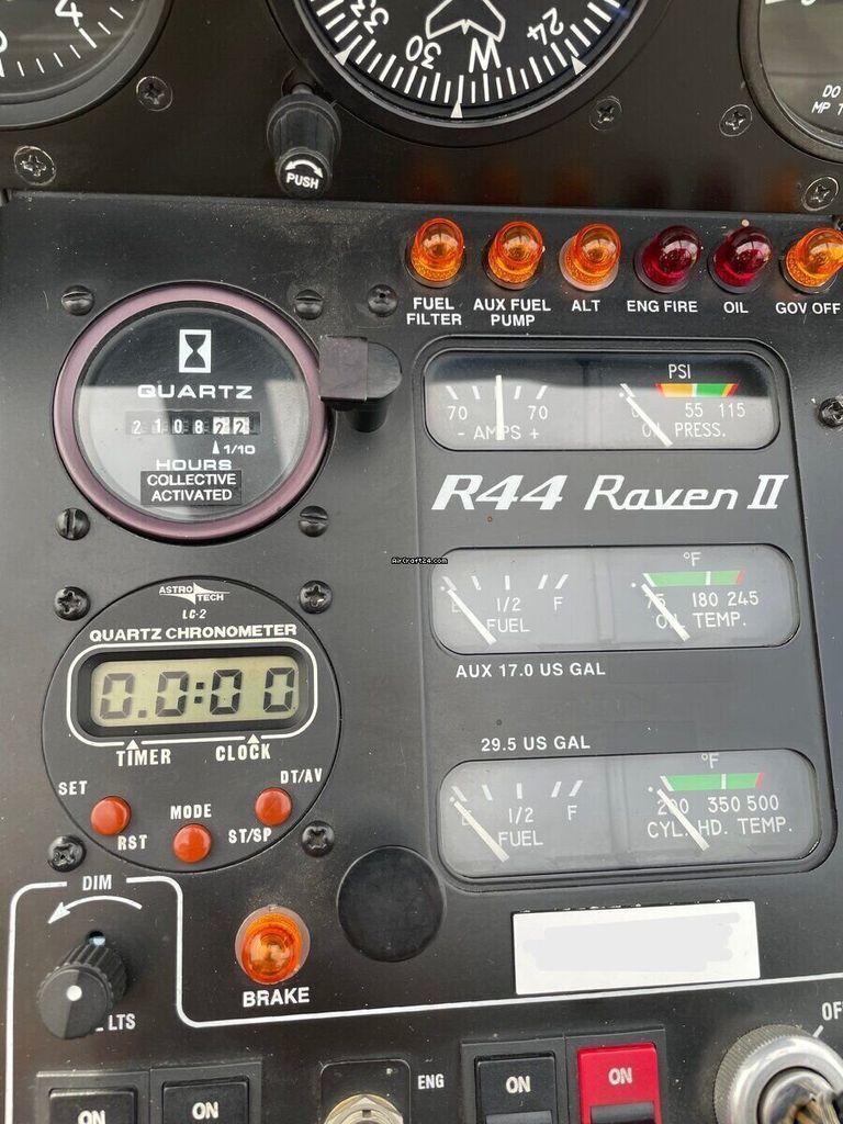 Robinson R44, fotografía 8 de 10