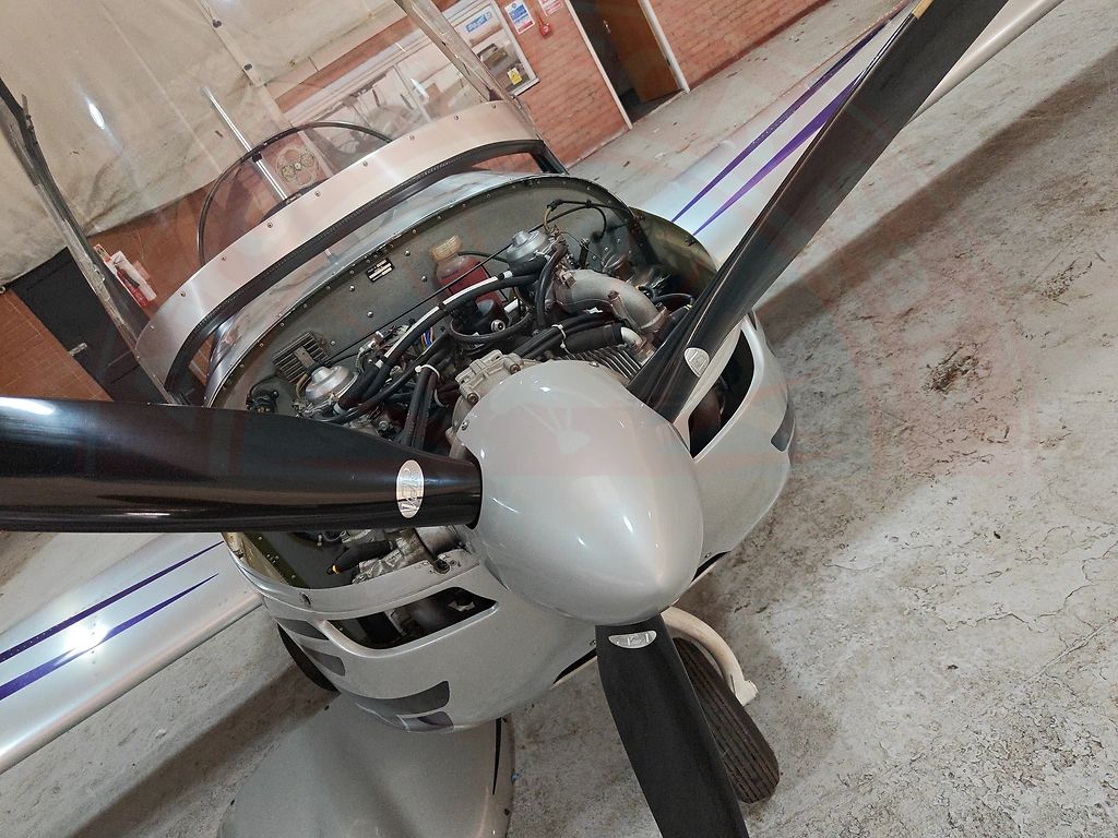 Evektor EV-97, fotografía 10 de 12