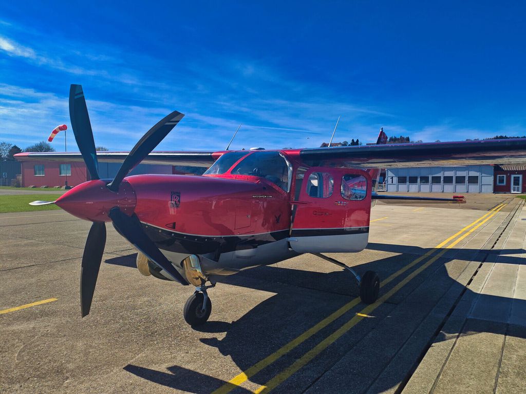 Cessna P-210 Turbine Silver Eagle, fotografía 14 de 14