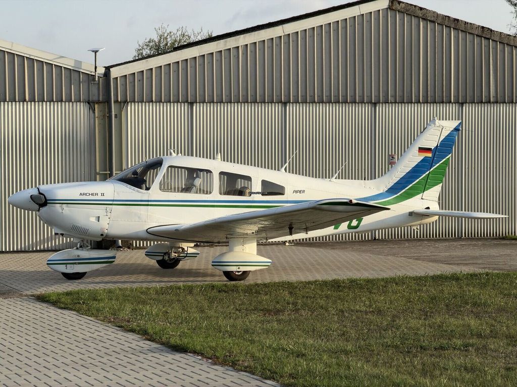 Piper PA-28, photo 2 sur 16