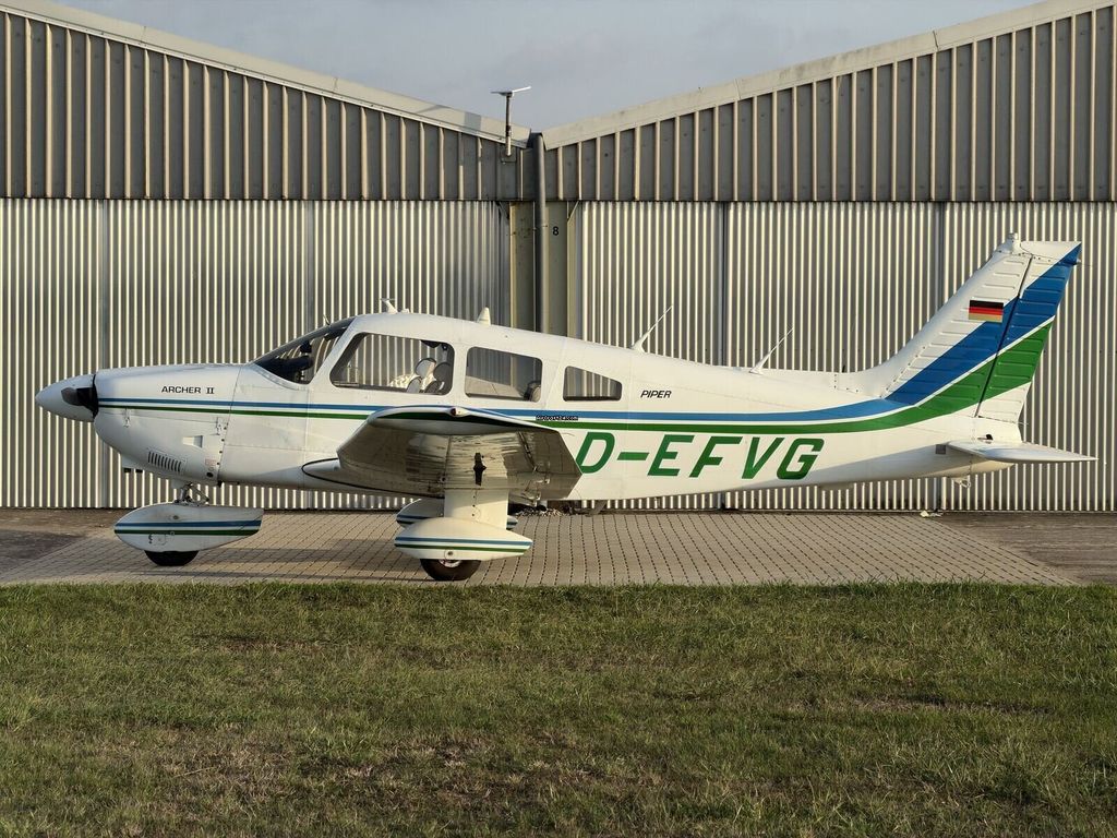 Piper PA-28, photo 3 sur 16