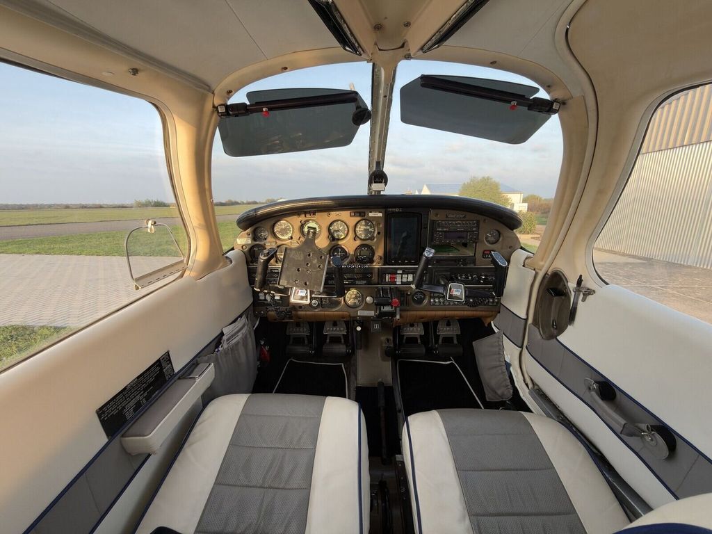 Piper PA-28, photo 12 sur 16
