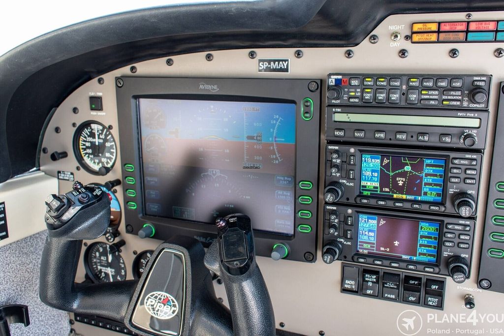 Piper PA-32, fotografía 15 de 20