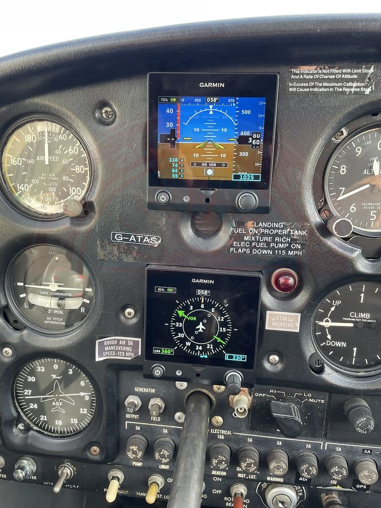 Piper PA-28, fotografía 11 de 18