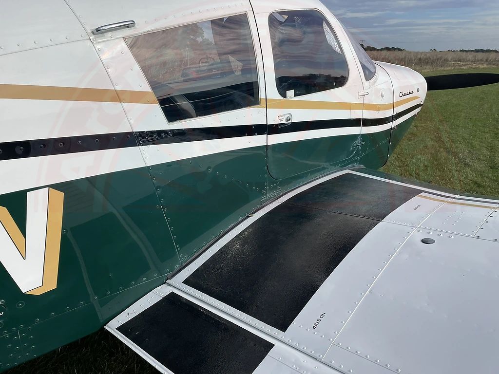 Piper PA-28, fotografía 16 de 21
