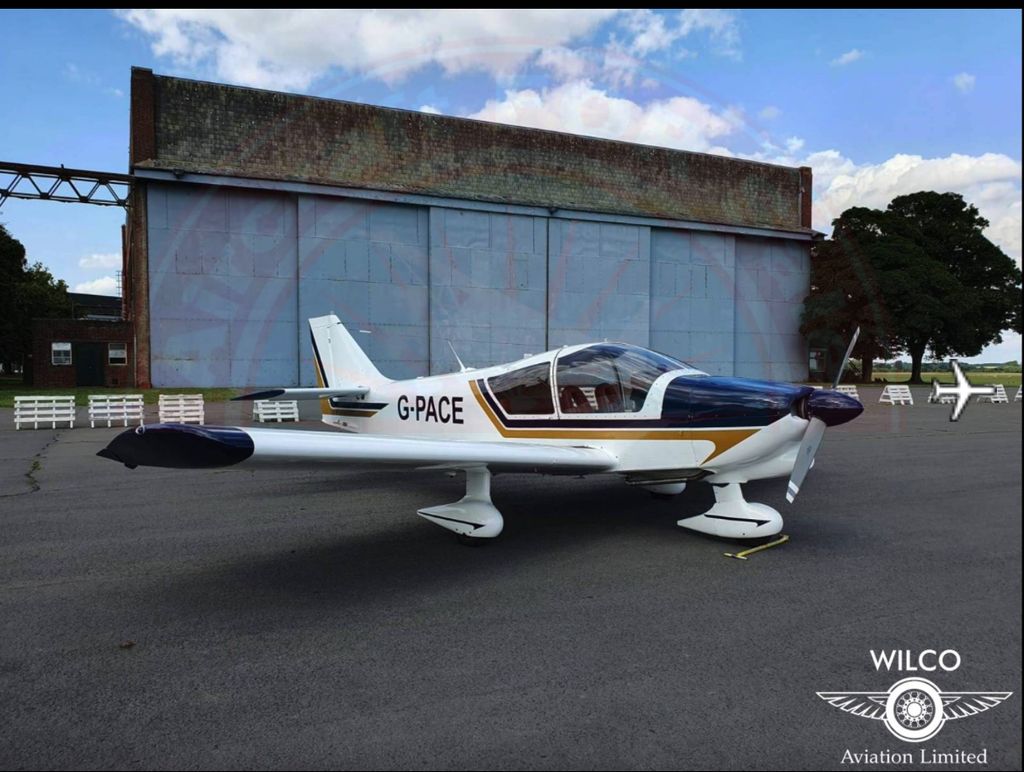 Robin R100, photo 2 sur 3