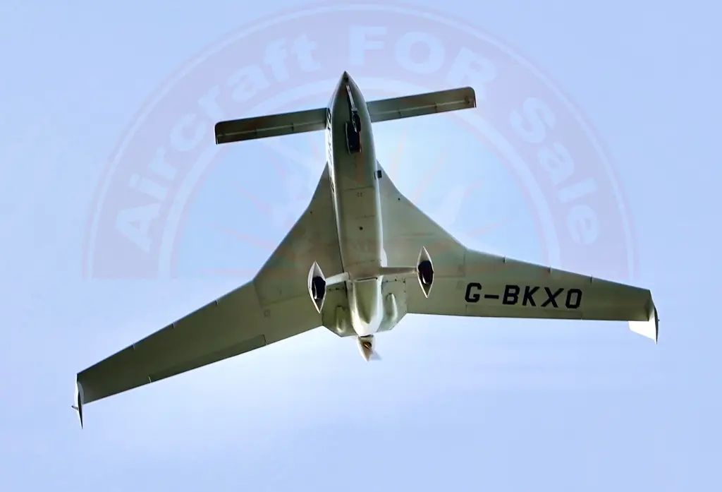 Rutan Factory Long-EZ Model 61, photo 4 sur 14