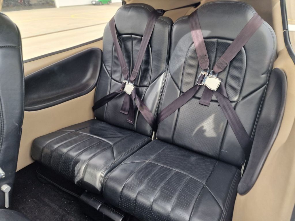 Cirrus SR20 G2, Foto 5 von 8