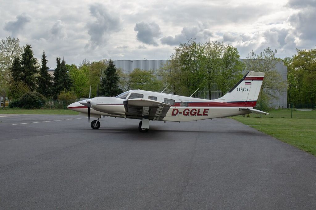 Piper PA-34, fotografía 5 de 20