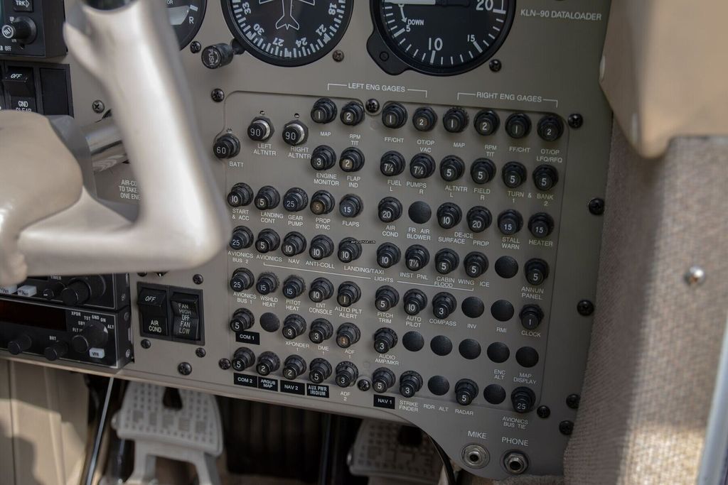 Piper PA-34, fotografía 14 de 20