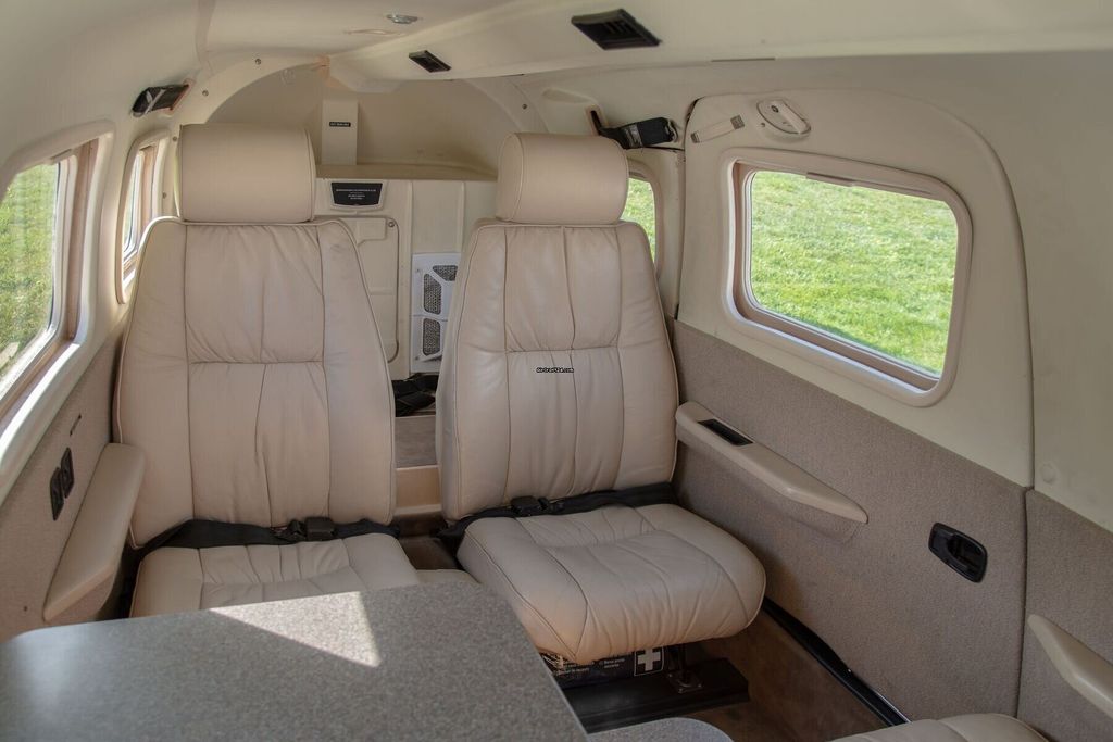 Piper PA-34, fotografía 17 de 20