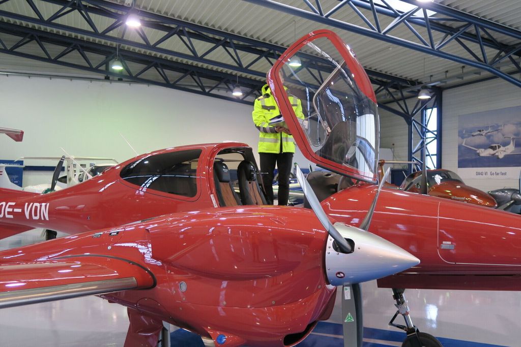 Diamond DA42, fotografía 2 de 4