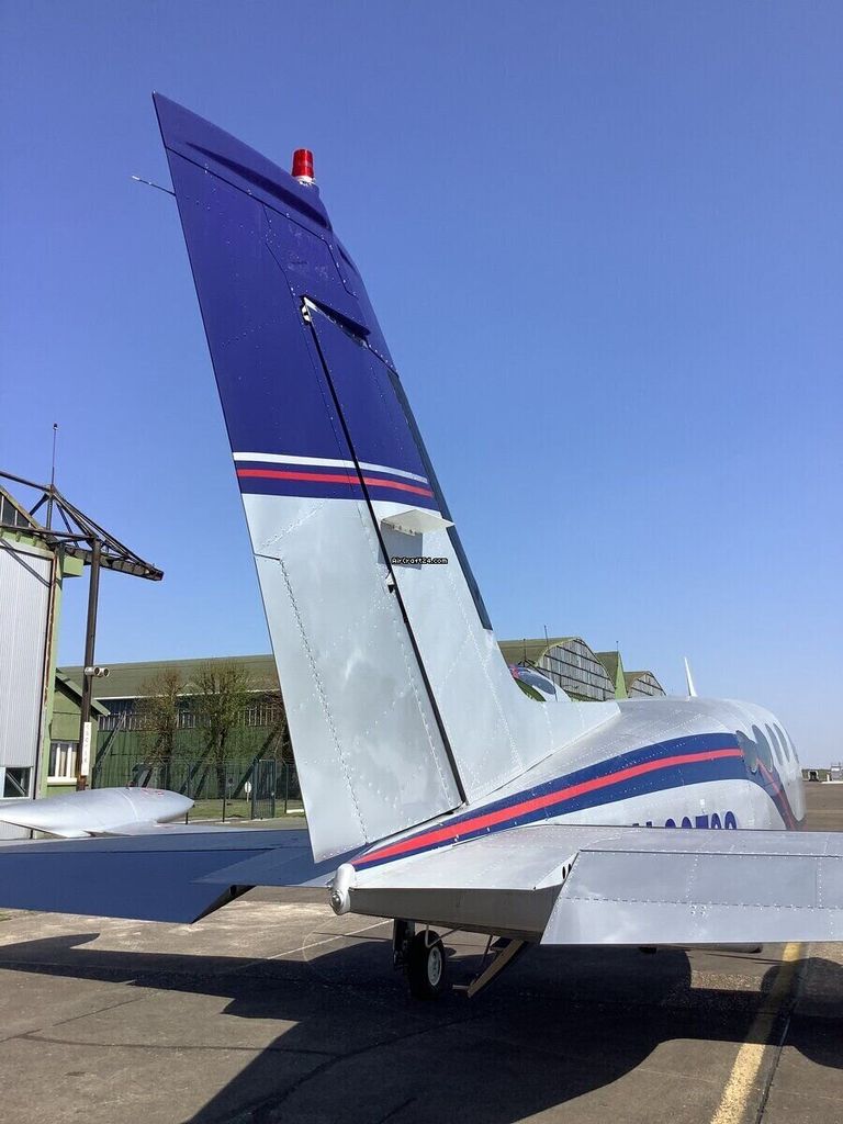 Cessna 411, fotografía 4 de 15
