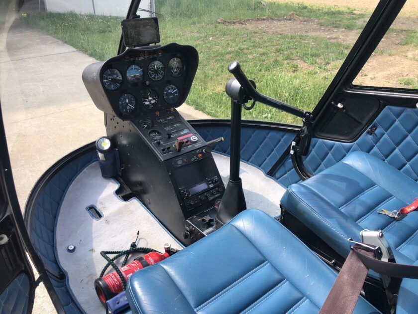 Robinson R22, Foto 3 von 5