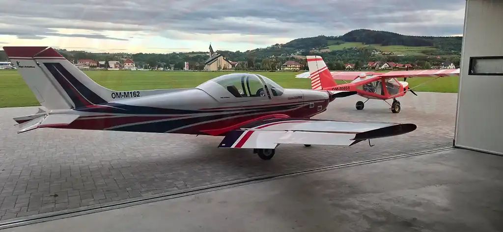 Alpi Pioneer 300 Hawk, fotografía 6 de 7