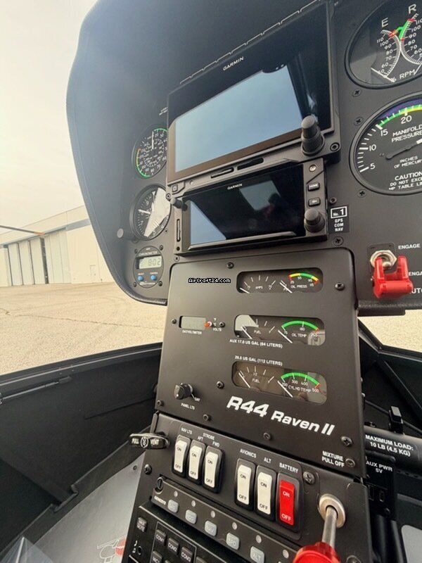 Robinson R44, fotografía 5 de 6