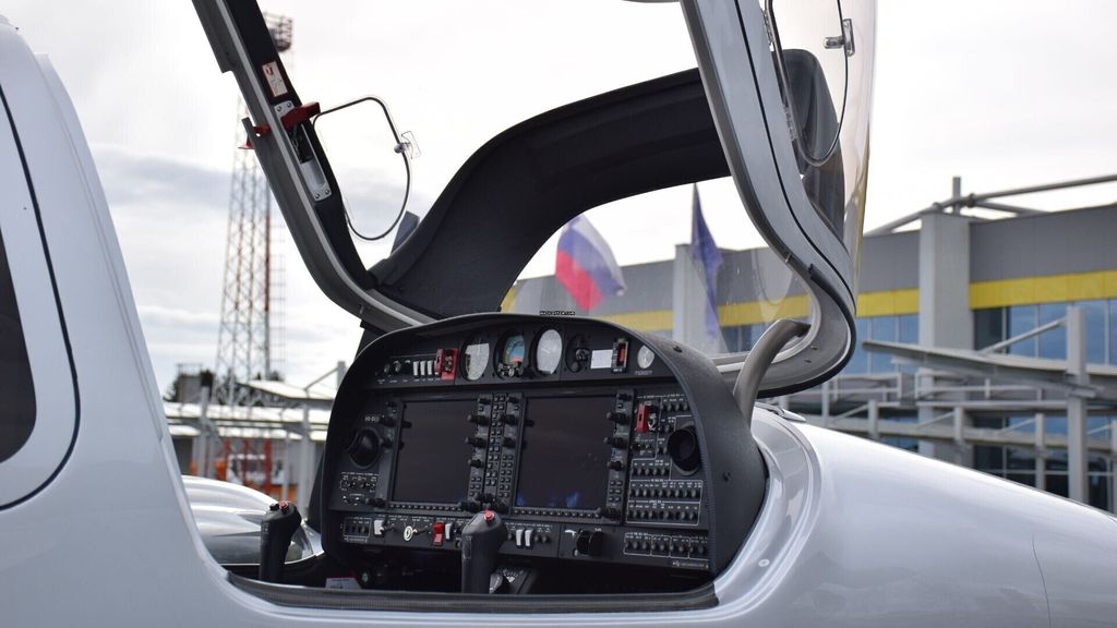 Diamond DA42 VI, fotografía 3 de 4