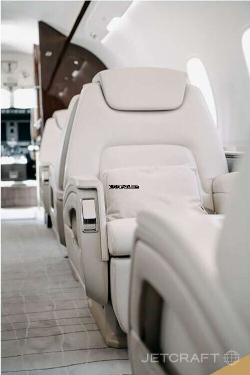 Bombardier BD-100, Foto 6 von 9