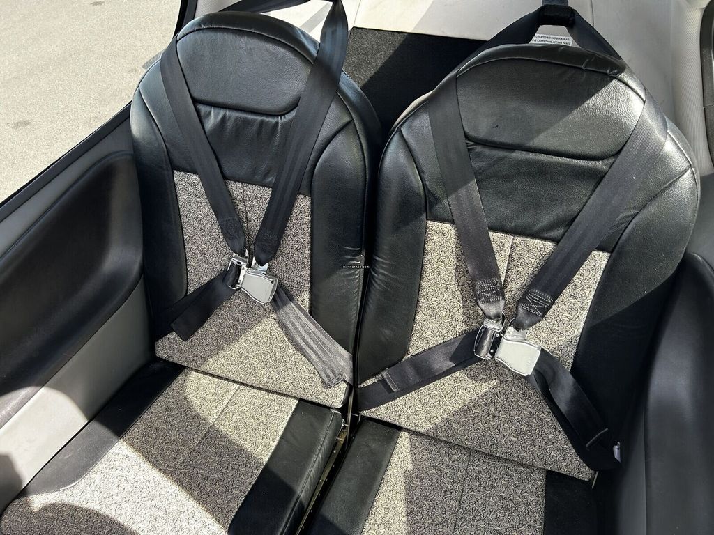 Cirrus SR20, fotografía 19 de 20