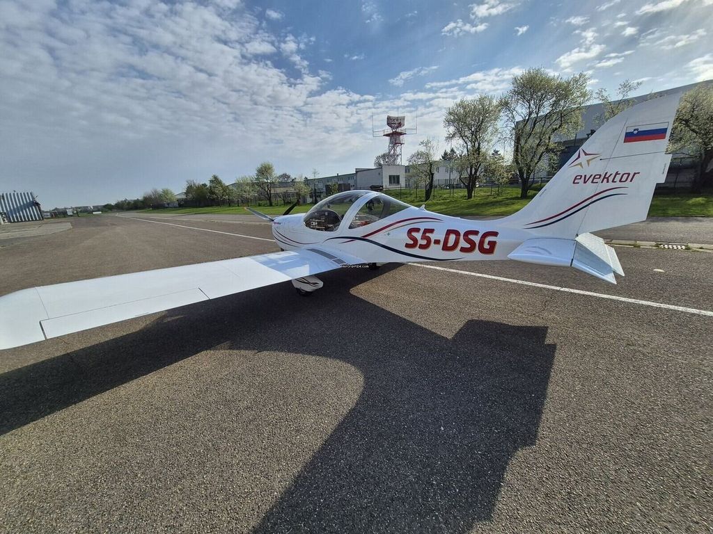 Evektor SportStar RTC, fotografía 3 de 10