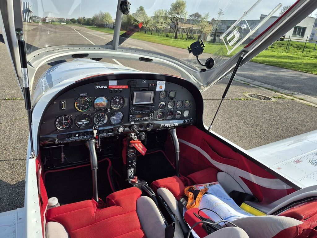 Evektor SportStar RTC, fotografía 7 de 10