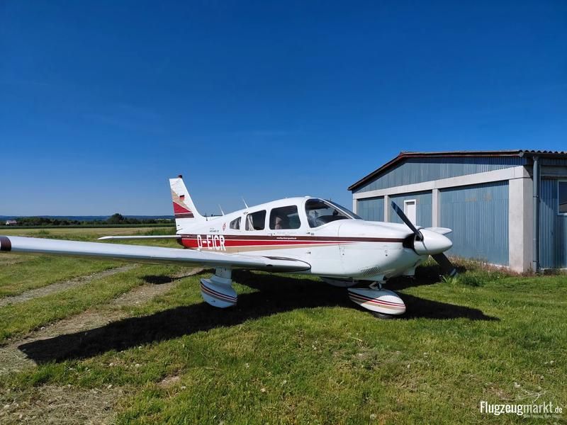 Piper PA-28, fotografía 1 de 2