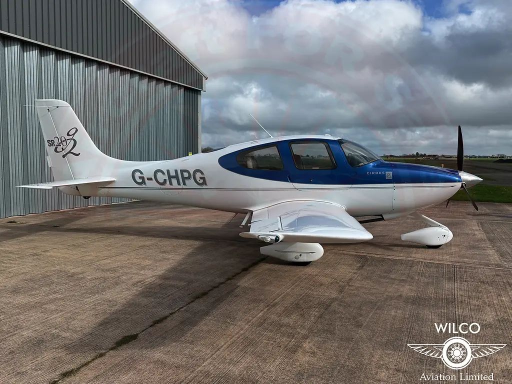 Cirrus SR20, fotografía 3 de 27