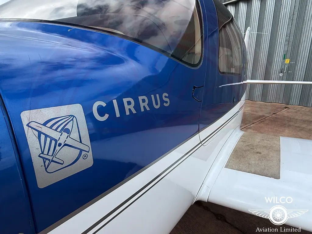 Cirrus SR20, fotografía 11 de 27
