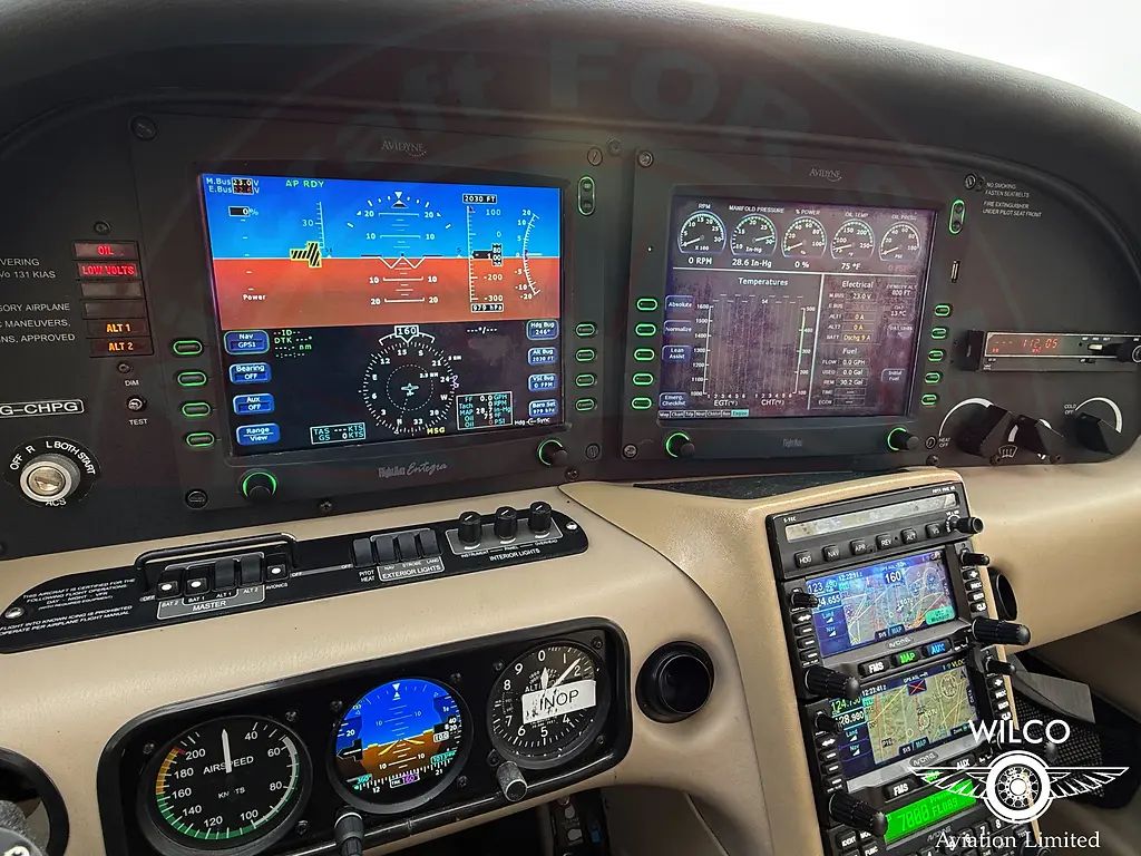 Cirrus SR20, fotografía 20 de 27