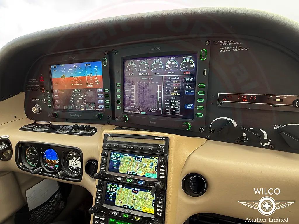 Cirrus SR20, fotografía 24 de 27