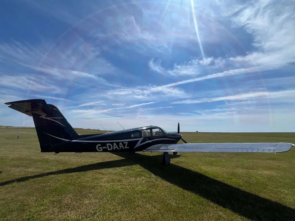 Piper PA-28 PA-28RT-201T, fotografía 9 de 9