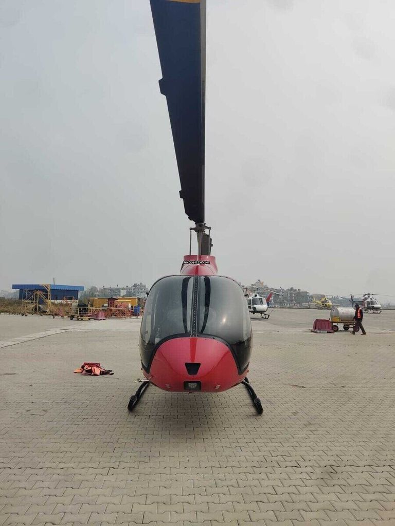 Bell 505, fotografía 7 de 12