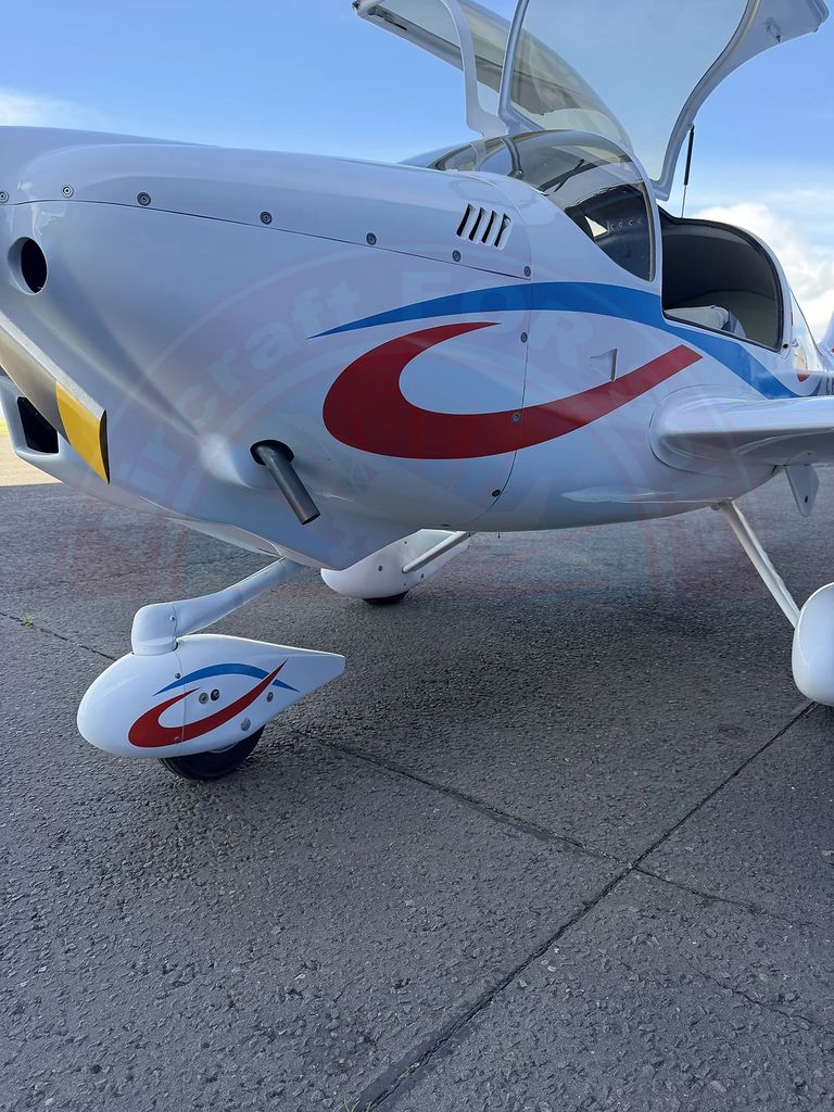 Europa Aircraft Europa XS, fotografía 8 de 16