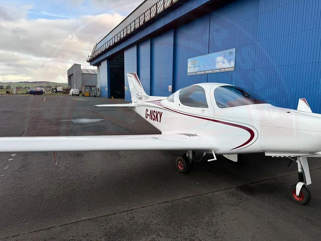 Alpi Pioneer 400, fotografía 14 de 20