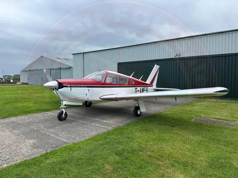Piper Arrow 180, fotografía 1 de 5