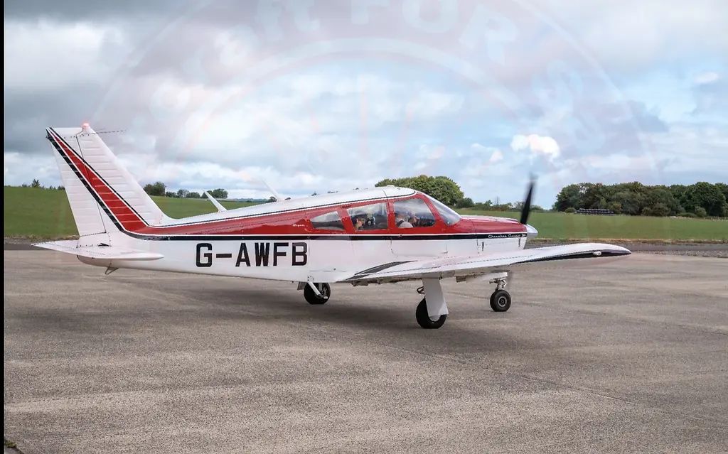 Piper Arrow 180, fotografía 2 de 5