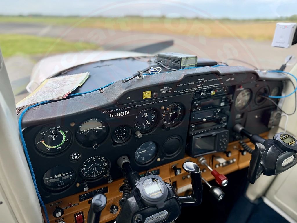 Cessna 150, fotografía 9 de 12
