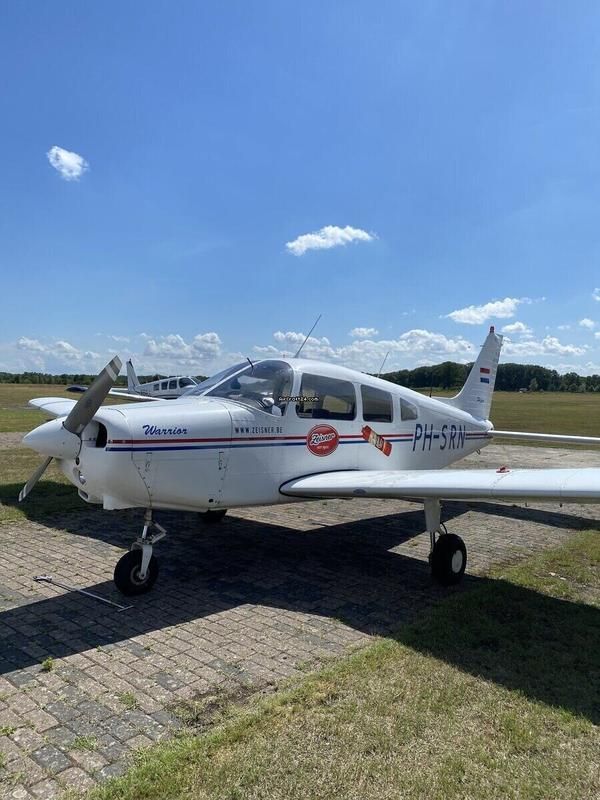 Piper PA-28, fotografía 1 de 8