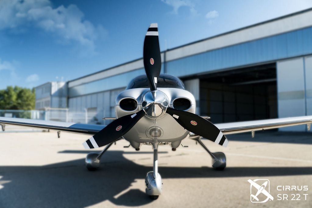 Cirrus SR22, fotografía 2 de 20