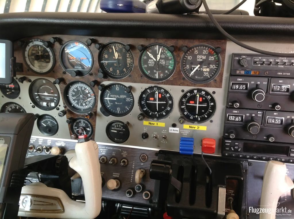 Beechcraft Sierra C24R, fotografía 2 de 2