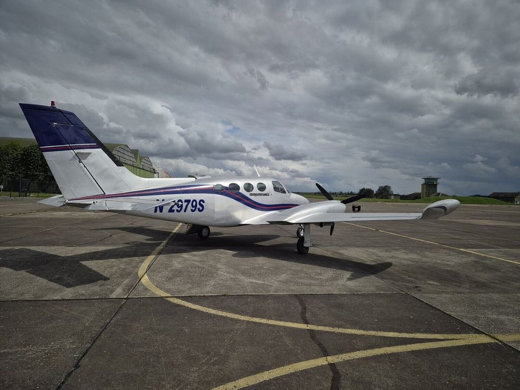 Cessna 411, fotografía 15 de 15